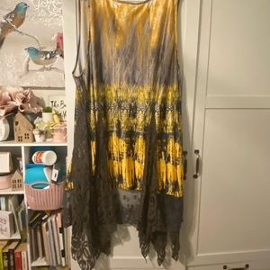 BEAUTIFUL vest for layering